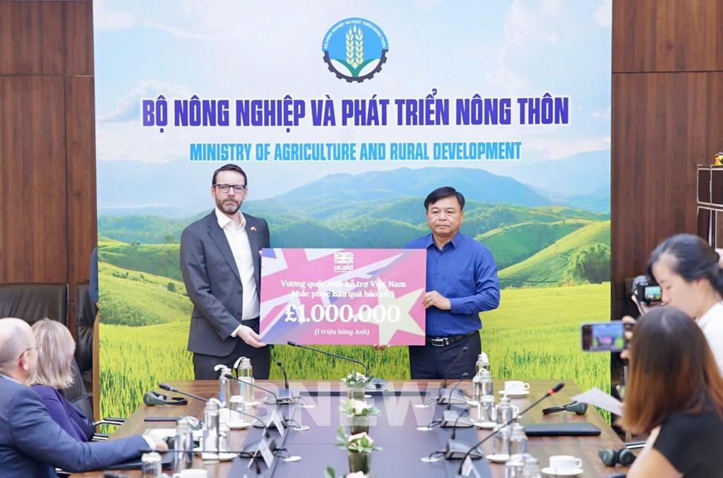 Tiếp nhận hỗ trợ khẩn cấp của các nước, tổ chức quốc tế khắc phục hậu quả bão số 3